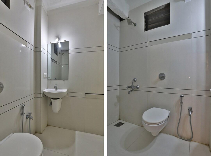 Bathroom 4, Hotel Parkland, Ahmadabad