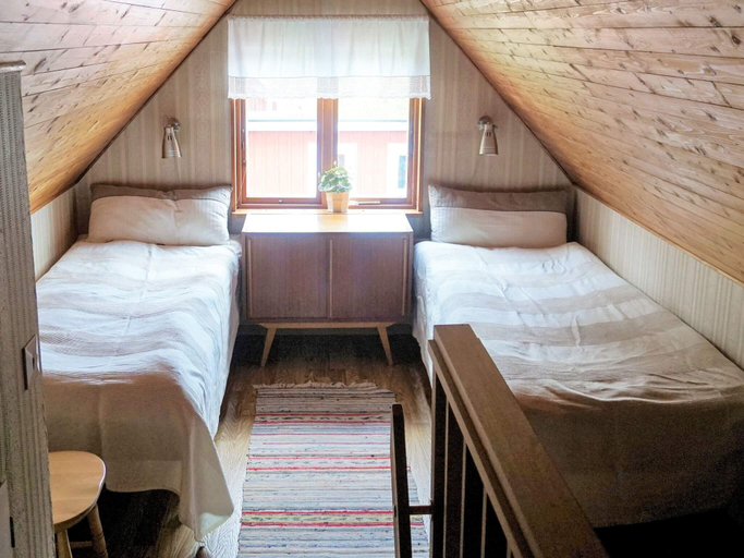 Bedroom 2, person holiday home in Olofstrom, Karlshamn