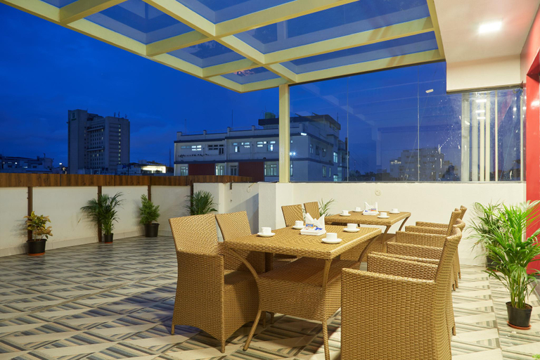 Food & Drinks 5, VOVO PREMIER HOTEL, Bangalore