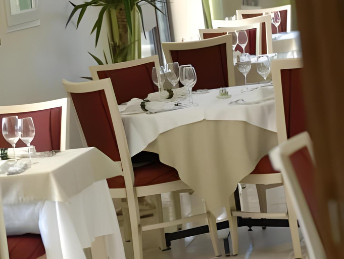 Food & Drinks 5, Le Clos De Pradines, Gard