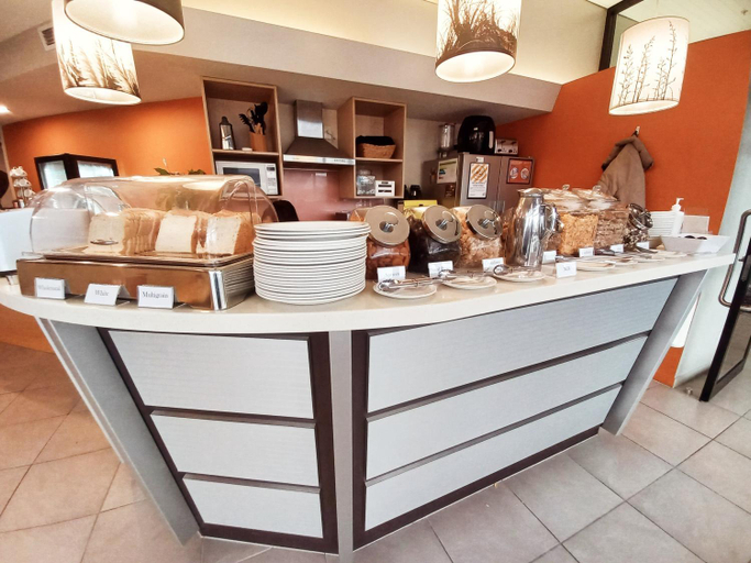 Food & Drinks 5, Quality Hotel Lincoln Green, Waitakere