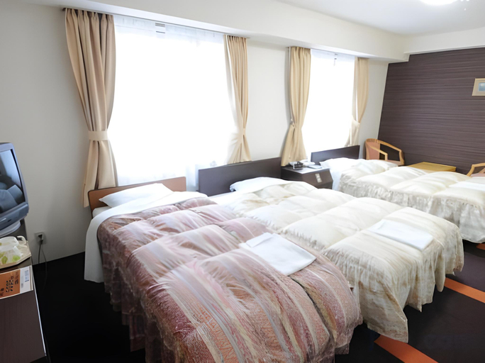 Bedroom 3, Hotel Shin Osaka, Osaka