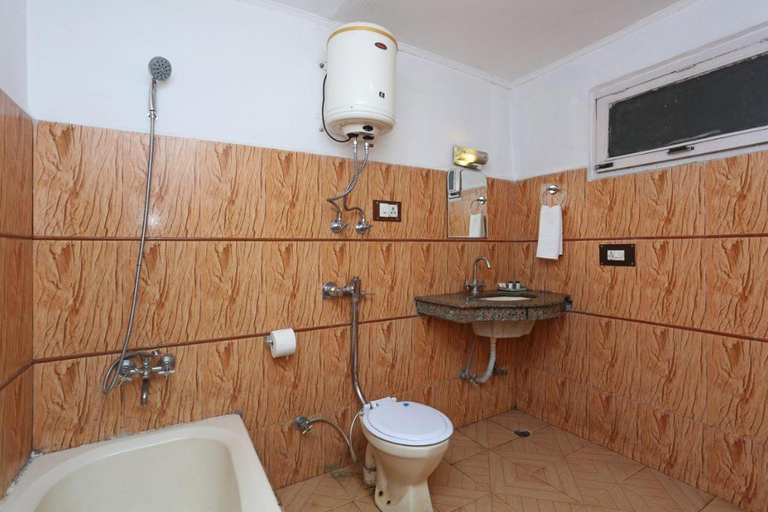 Bathroom, Ishaan Resorts, Kullu