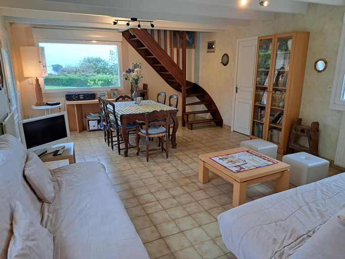 Others 4, Chalet in Aber Wrach near Sandy Beaches, Finistère
