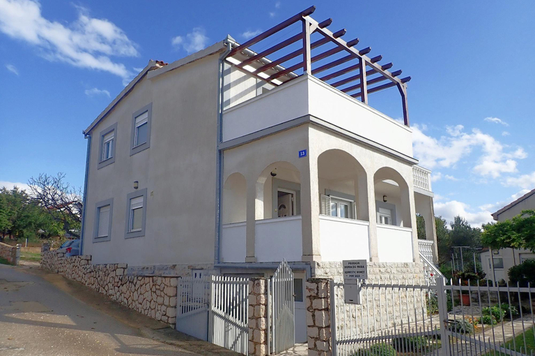 Others 2, Apartment in Maslenica with Sea View, Jasenice