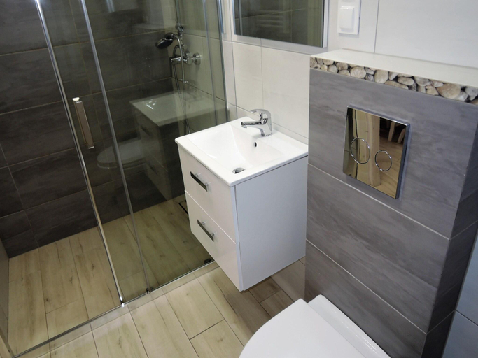 Bathroom 4, Holiday House in Dziwnowek near Sea and Lake, Kamień