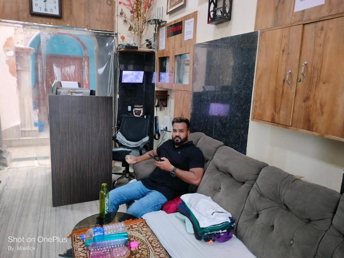 Public Area 2, SAPPHIRE GUESTHOUSE, Kolkata