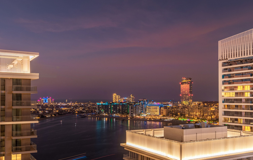 Exterior & Views 2, Manzil - Stylish 1BR in Emaar Beachfront, Dubai