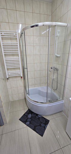 Bathroom 3, Hotel Dworek, Trzebnica