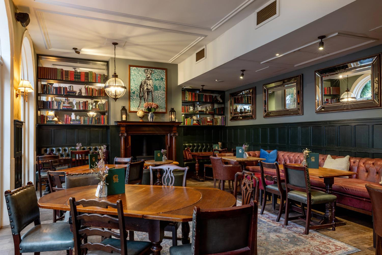Food & Drinks 4, Coach & Horses Hotel, London