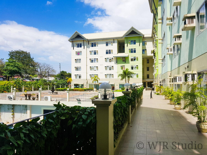 Others 5, Centropolis King Bed Deluxe, Muntinlupa
