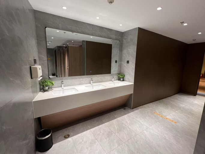 Bathroom 5, T3E JOY REST LOUNGE, Beijing