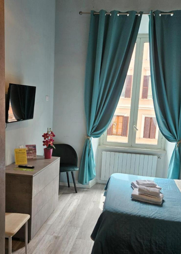 Others 4, GIRASOLE SUITES, Roma