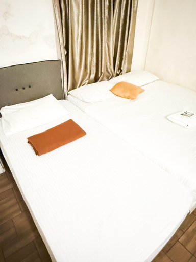 Bedroom 3, Tonight Hotel, Penang Island