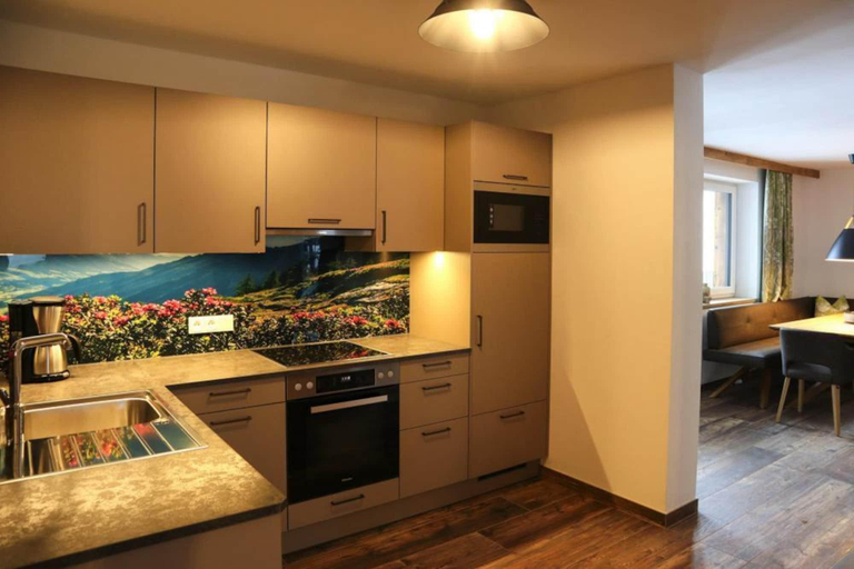 Others 4, Apartment in Bramberg near Cable Car, Zell am See