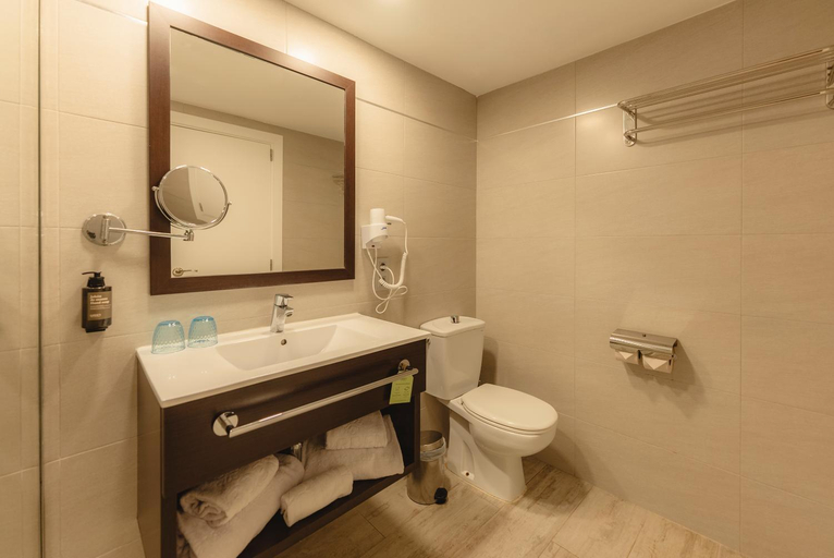 Bathroom 5, Garden Saladina - Adults Only, Baleares
