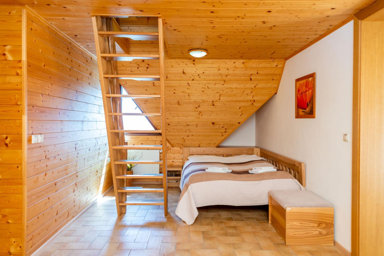 Bedroom 3, Salas Viglas, Prievidza