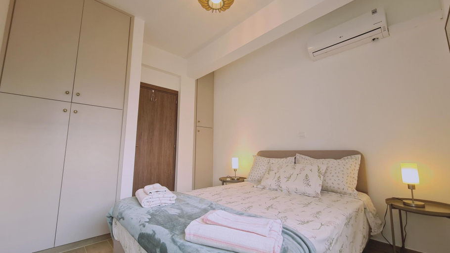 Room 4, 83 Lim3 - Stay Sunlit Apartment