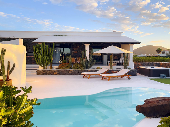 Entrance 2, UNIQUE Homes Lajares - adults only, Las Palmas