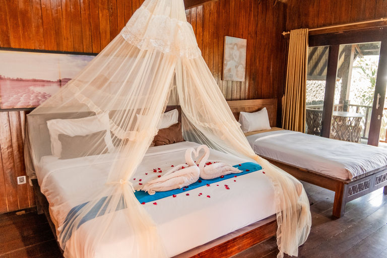 Bedroom 3, Yoki's Bungalows, Lombok