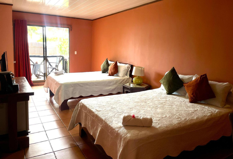 Bedroom 2, Hotel Mar y Mar, Puntarenas