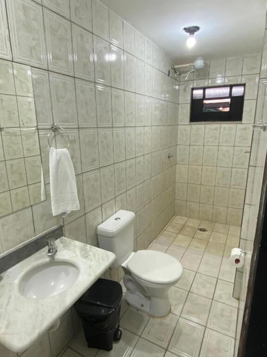 Bathroom 3, Pousada Aguas Quentes, Barra do Garças