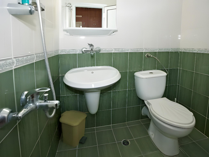 Bathroom 4, ホテル アルダ, Nesebar
