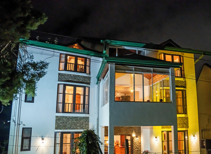 Exterior & Views 2, The Golden Legacy Hotel, Nuwara Eliya