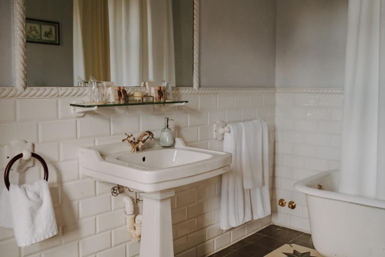 Bathroom 3, Hotel Palacio de Caranceja, Cantabria