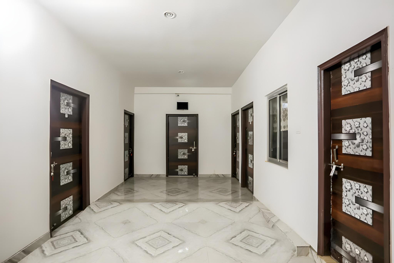 Others 3, Shiv Ganga Guest House, Varanasi