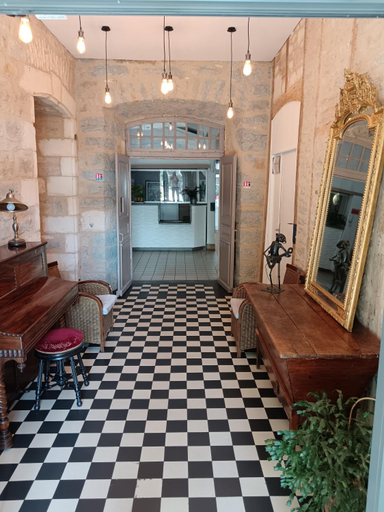 Public Area, Hotel du Chateau, Lot