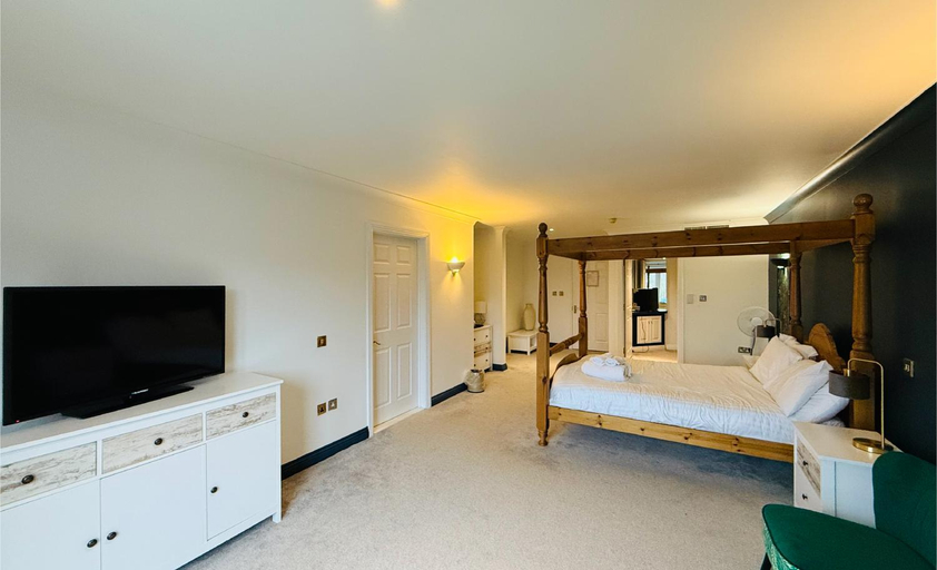 Bedroom 2, Hustyns Hotel, Cornwall