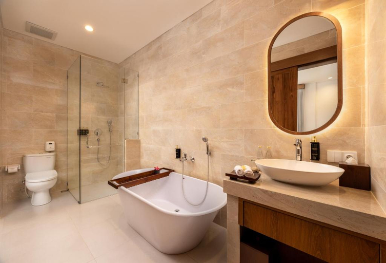 Bathroom 2, La Tropica Canggu Bali By Kanaya Hospitality, Badung