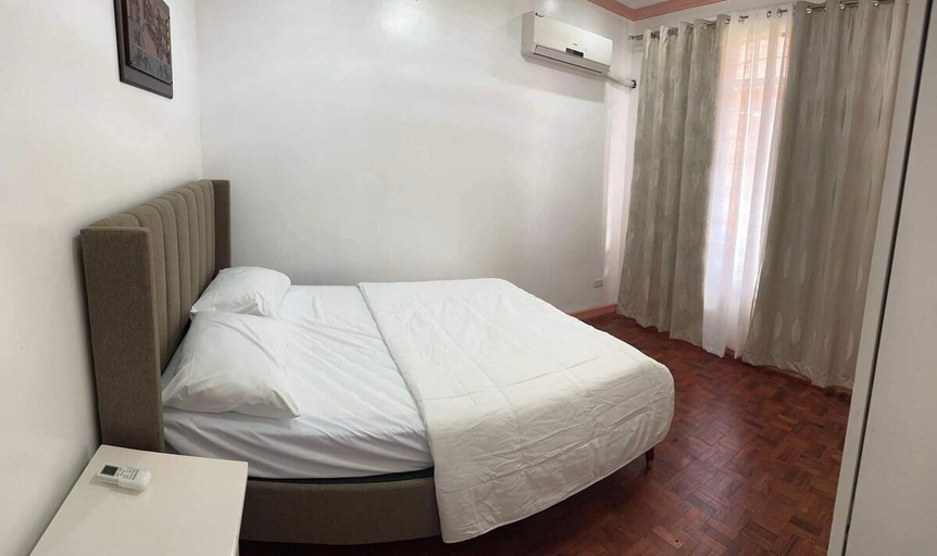 Bedroom 5, Tropical House, Las Piñas