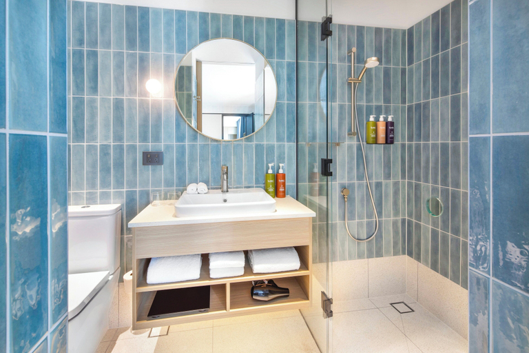 Bathroom 4, Holiday Inn MELBOURNE BOURKE STREET MALL by IHG, Melbourne