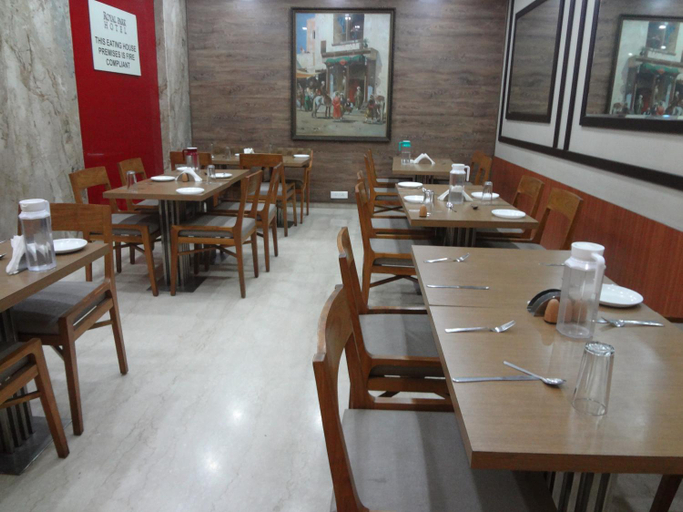 Food & Drinks 4, Royal Park Hotel Dockyard, Mumbai City