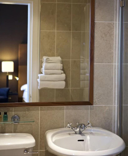 Bathroom 4, The Parliament House Hotel, Edinburgh