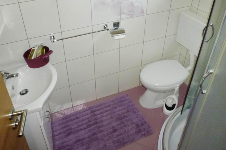 Bathroom 3, Apartment in Starigrad Paklenica, National Park, Starigrad