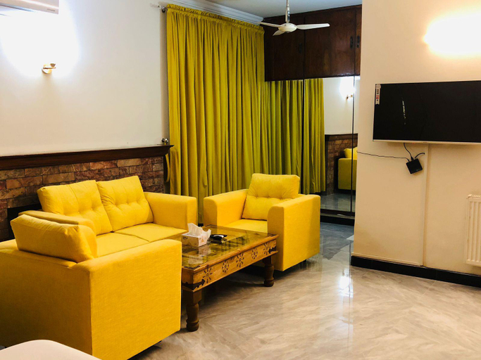 Others 3, Royal Executive Guest House F-8, Islamabad