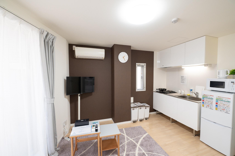 Bedroom 2, B201|池袋駅まで4分|新宿・銀座直通|最寄駅徒歩1分|新築|1Fコンビニ, Itabashi