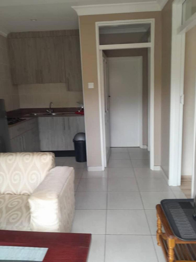 Facilities 5, 2 bedroomed apartment with en-suite and kitchenette - 2065, Harare