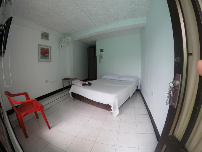 Bedroom 3, Sky Club Eco Hotel, Belén de Umbría