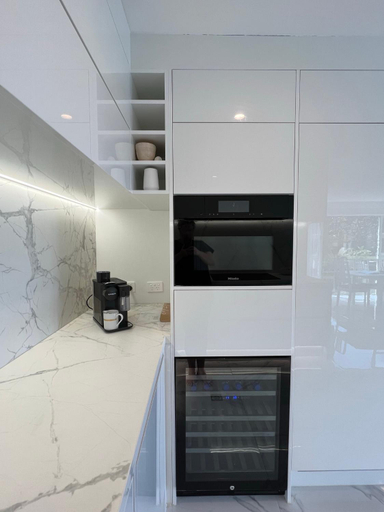 Others 5, Okahu Bay Villas, Waitakere