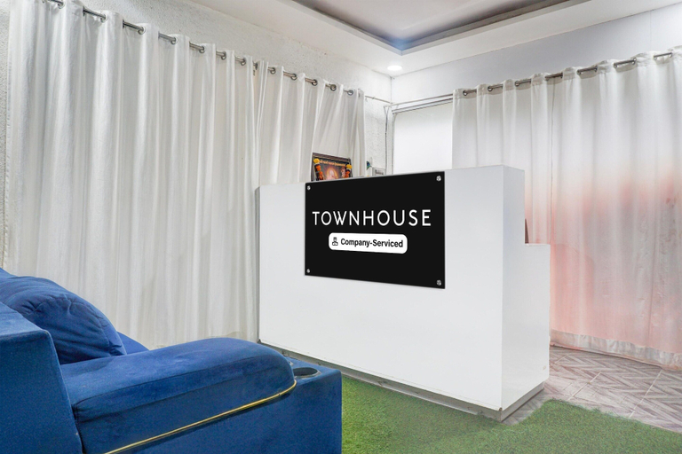 Reception 4, Super Townhouse Koregaon Park, Pune