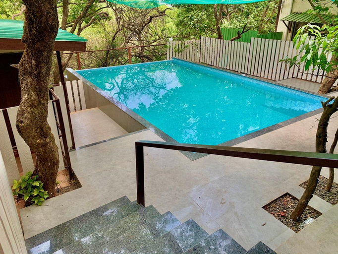 Sport & Beauty 5, Honeywood Holiday Homes, Satara