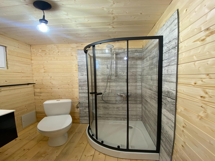 Bathroom, Bungalow in Dziwnow near Baltic Sea, Kamień