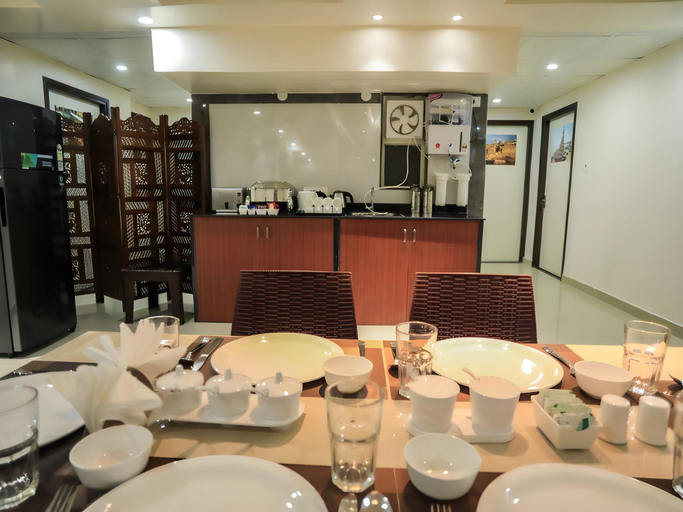 Food & Drinks 5, Aagam, Varanasi