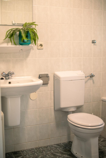 Bathroom 2, Resort Citta Romana, Hellevoetsluis
