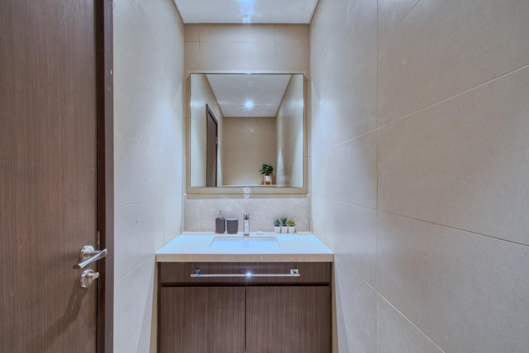 Bathroom 4, Luxurious Downtown Views with Dubai Mall access, Dubai
