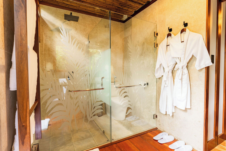 Bathroom 4, Secret Bungalows Lechu, San Ramón